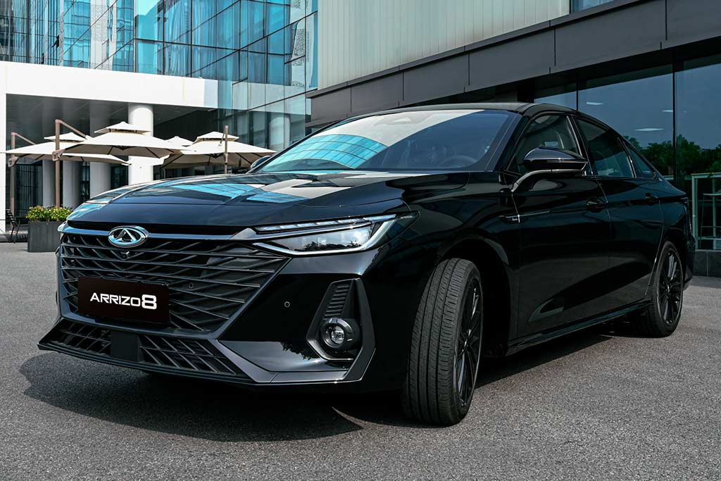 Chery Arrizo 8 получил новую топ-версию Ultra Black с расширенным оснащением