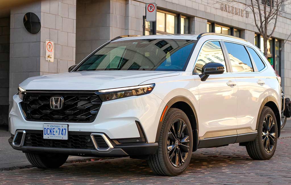 Новый Honda CR-V назвали самым надежным кроссовером 2025 года
